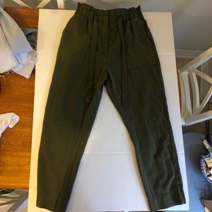 Green High waisted pants  💚